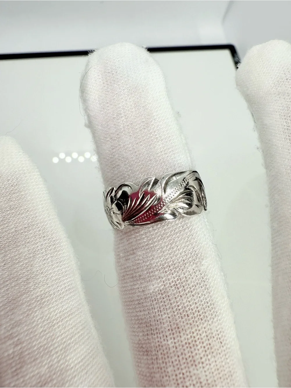 Hawaiian Maile Leaf Sterling Silver Eternity Band Ring!